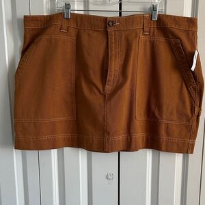 Old Navy Women's Mini Skirt in Rust Brown